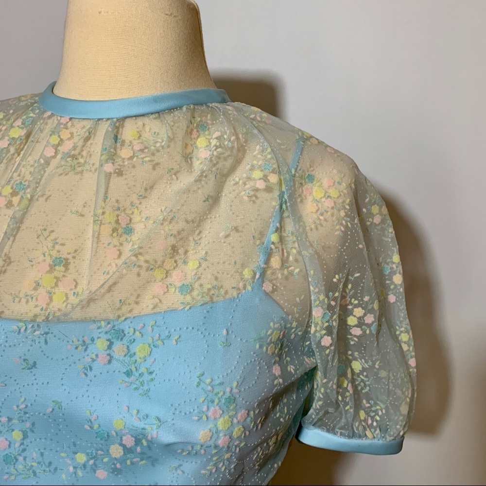 Vintage 1950’s/60’s Baby Blue Sheer Floral Lace Embroidered Overlay Prom Dress - Picture 5 of 16
